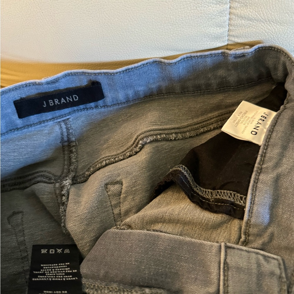 J Brand Alana high-rise crop skinny jeans, size 30